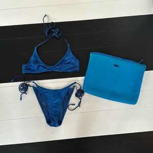 TRIANGL BIKINI comes with bag!